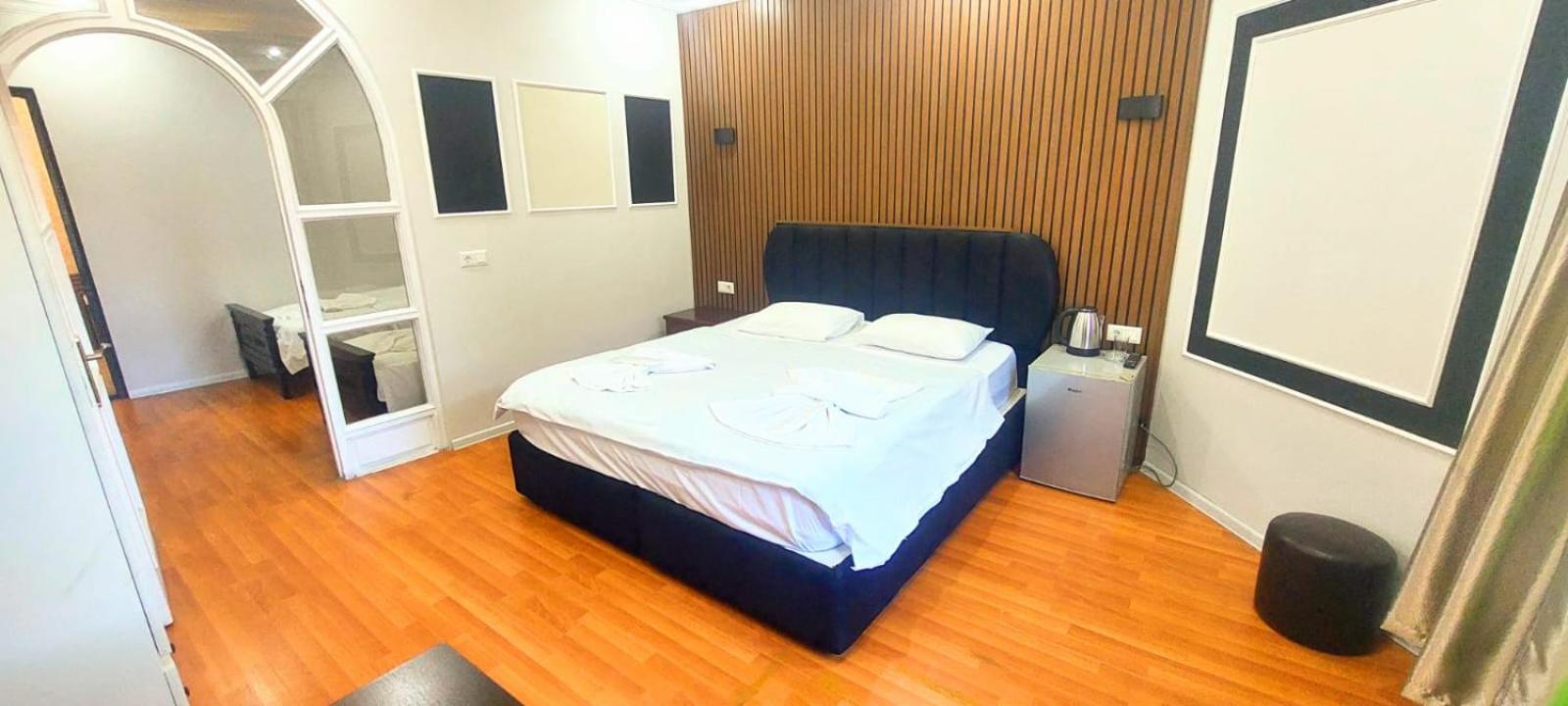 Metrepol Hotel Batumi Eksteriør billede