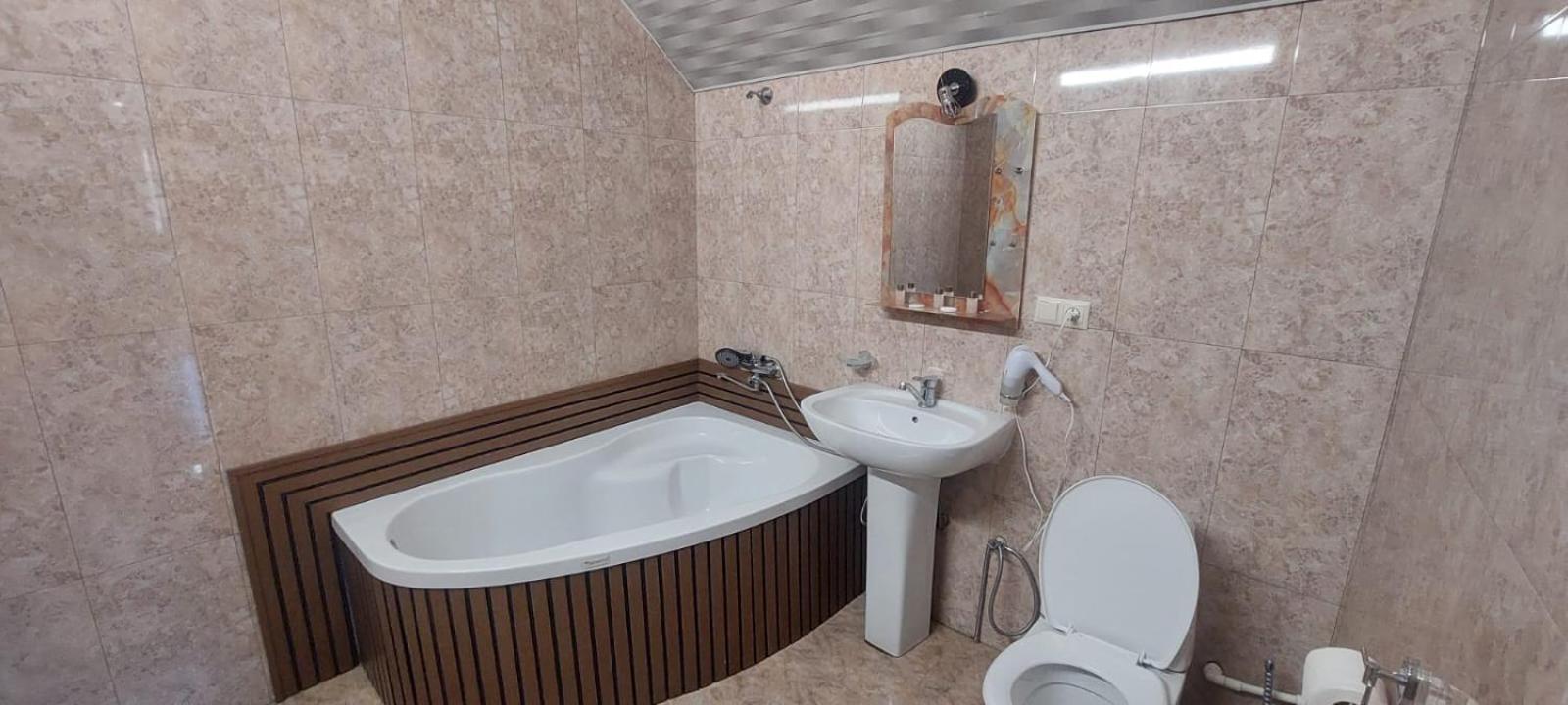 Metrepol Hotel Batumi Eksteriør billede
