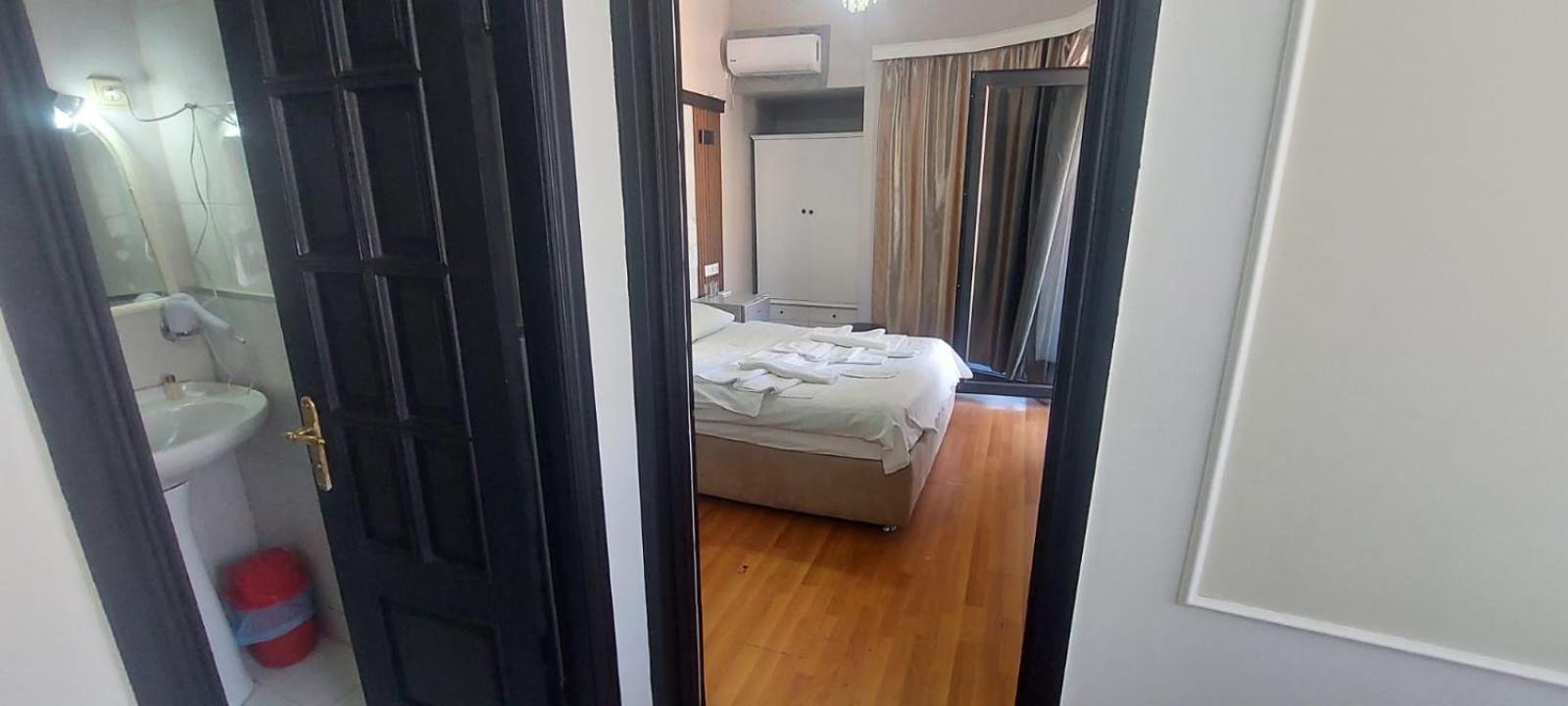 Metrepol Hotel Batumi Eksteriør billede