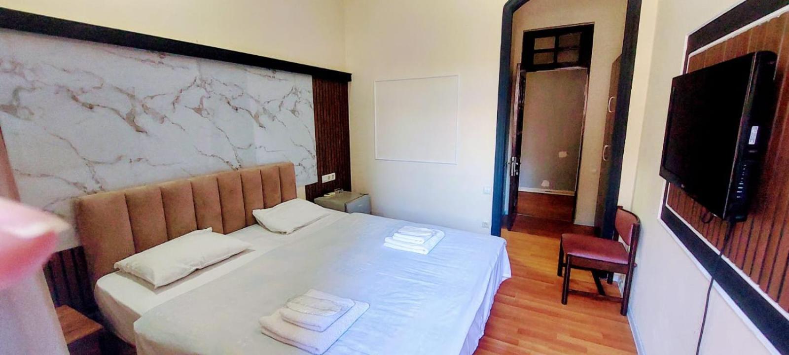 Metrepol Hotel Batumi Eksteriør billede