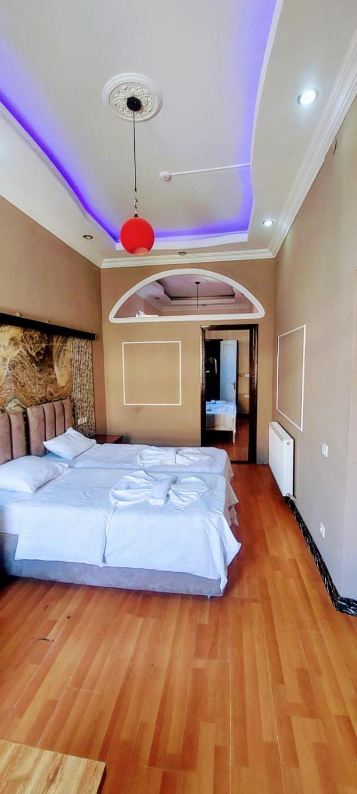 Metrepol Hotel Batumi Eksteriør billede